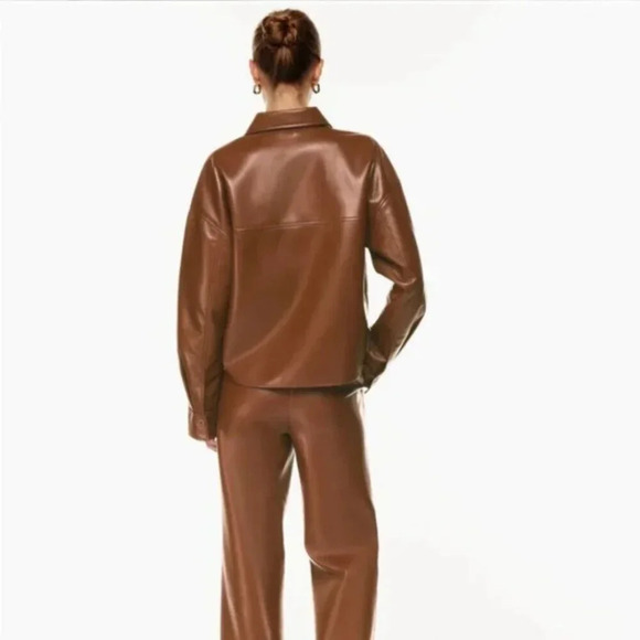 Aritzia Babaton Pelli Relaxed Vegan Leather Hip Shirt Jacket Brown Size Medium - Picture 3 of 10